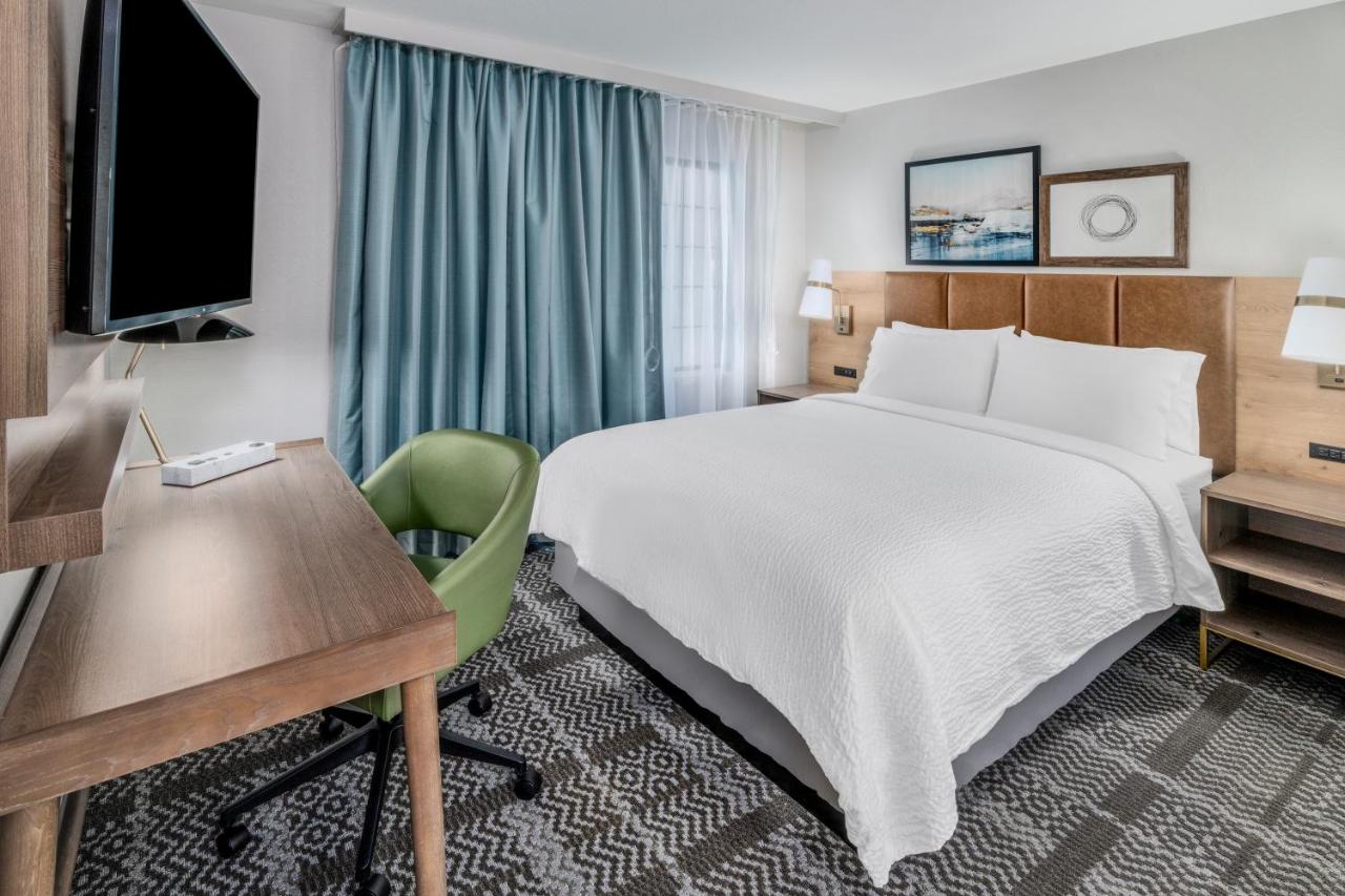  | Staybridge Suites Denver - Cherry Creek, an IHG Hotel