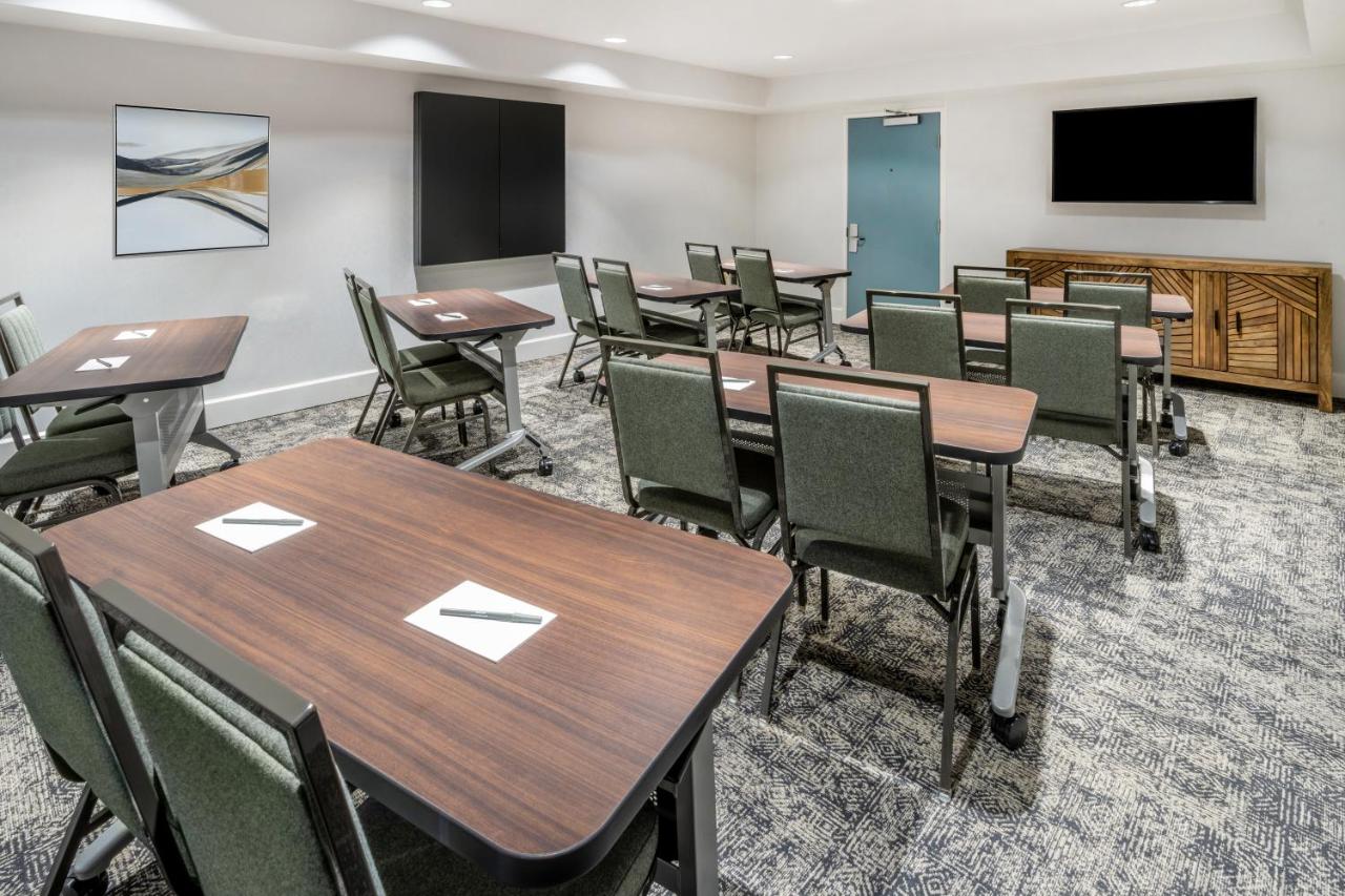  | Staybridge Suites Denver - Cherry Creek, an IHG Hotel