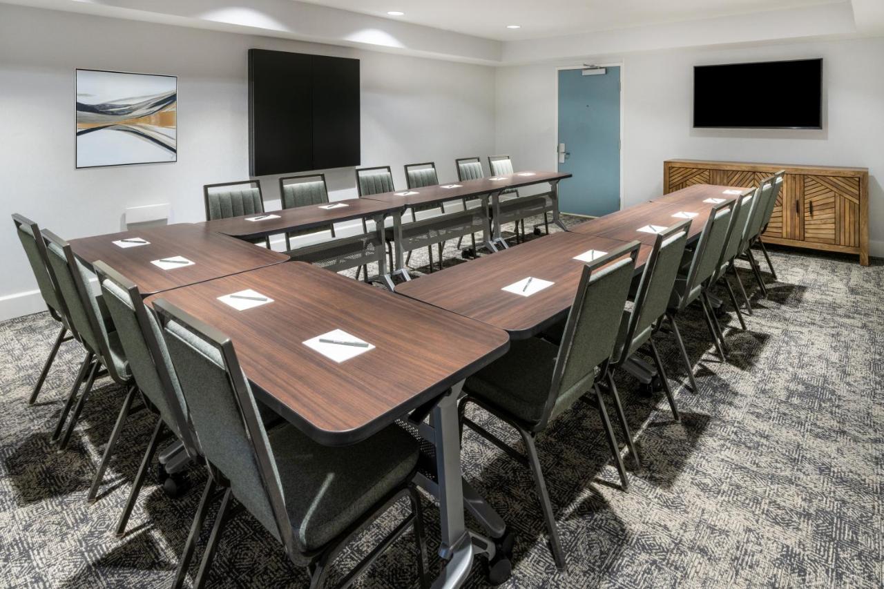  | Staybridge Suites Denver - Cherry Creek, an IHG Hotel