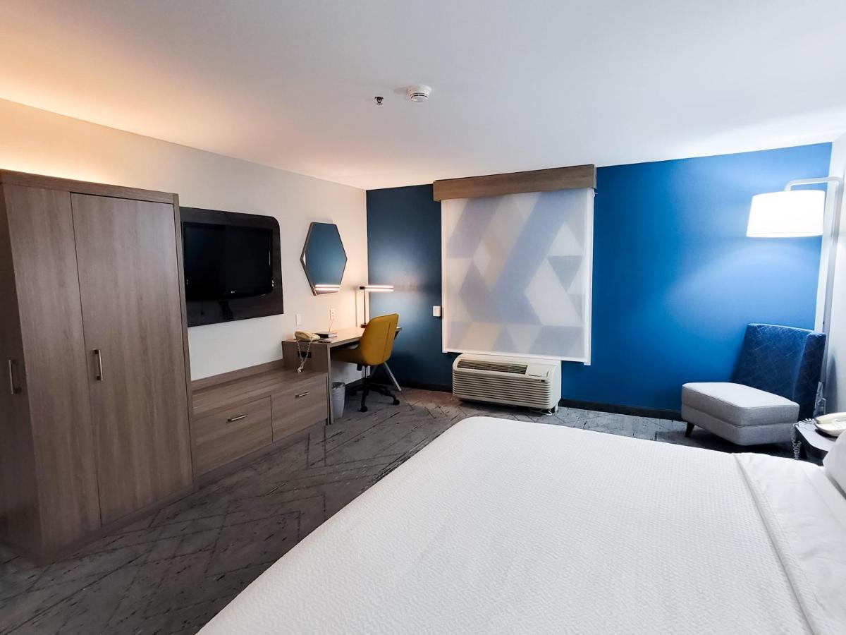 King Room - Non-Smoking at Holiday Inn Express Hotel & Suites Enid - Highway 412 by IHG