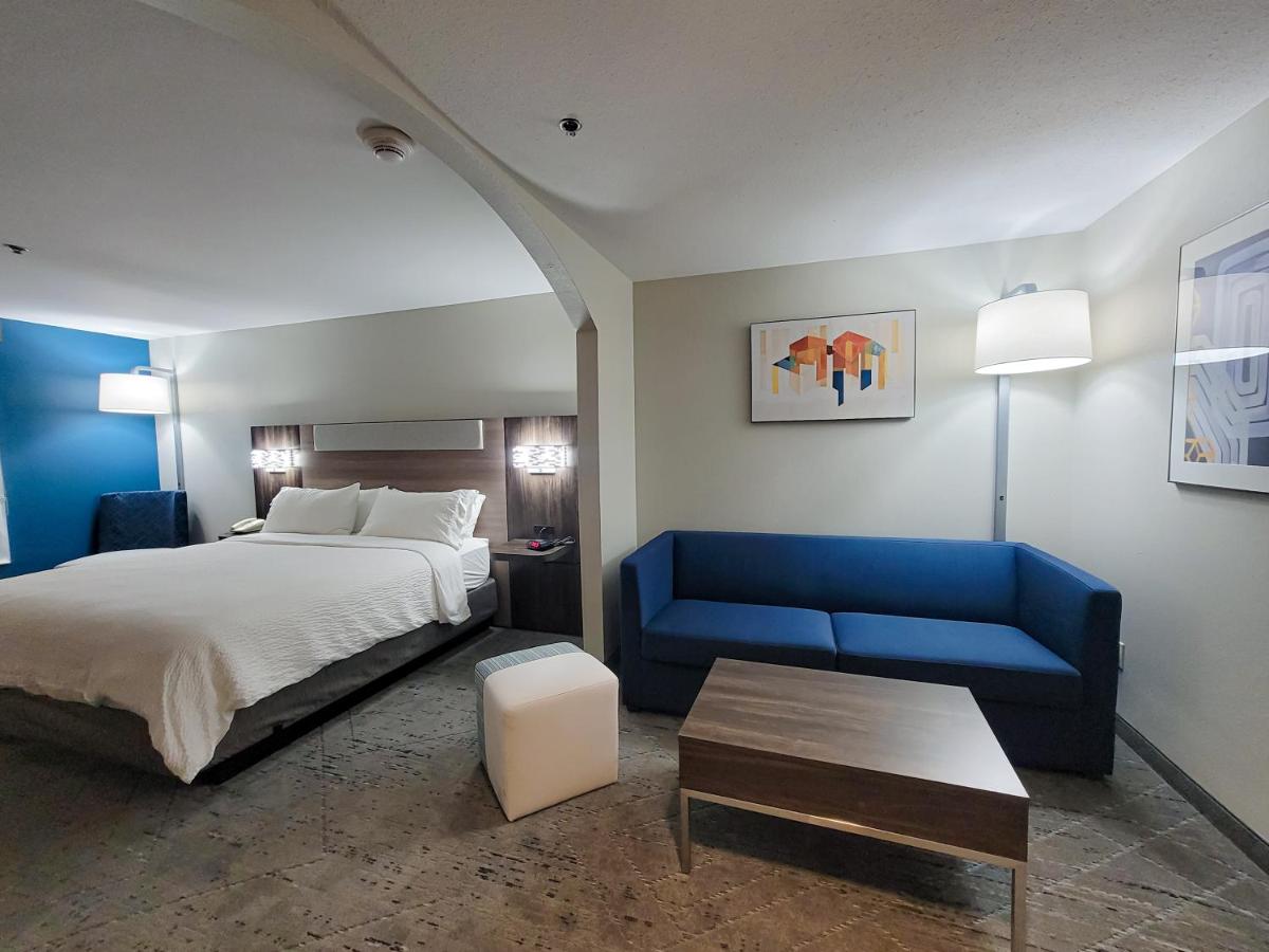 King Suite with Sofa Bed - Non-Smoking at Holiday Inn Express Hotel & Suites Enid - Highway 412 by IHG