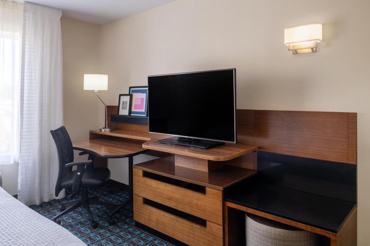 | Fairfield Inn Macon West