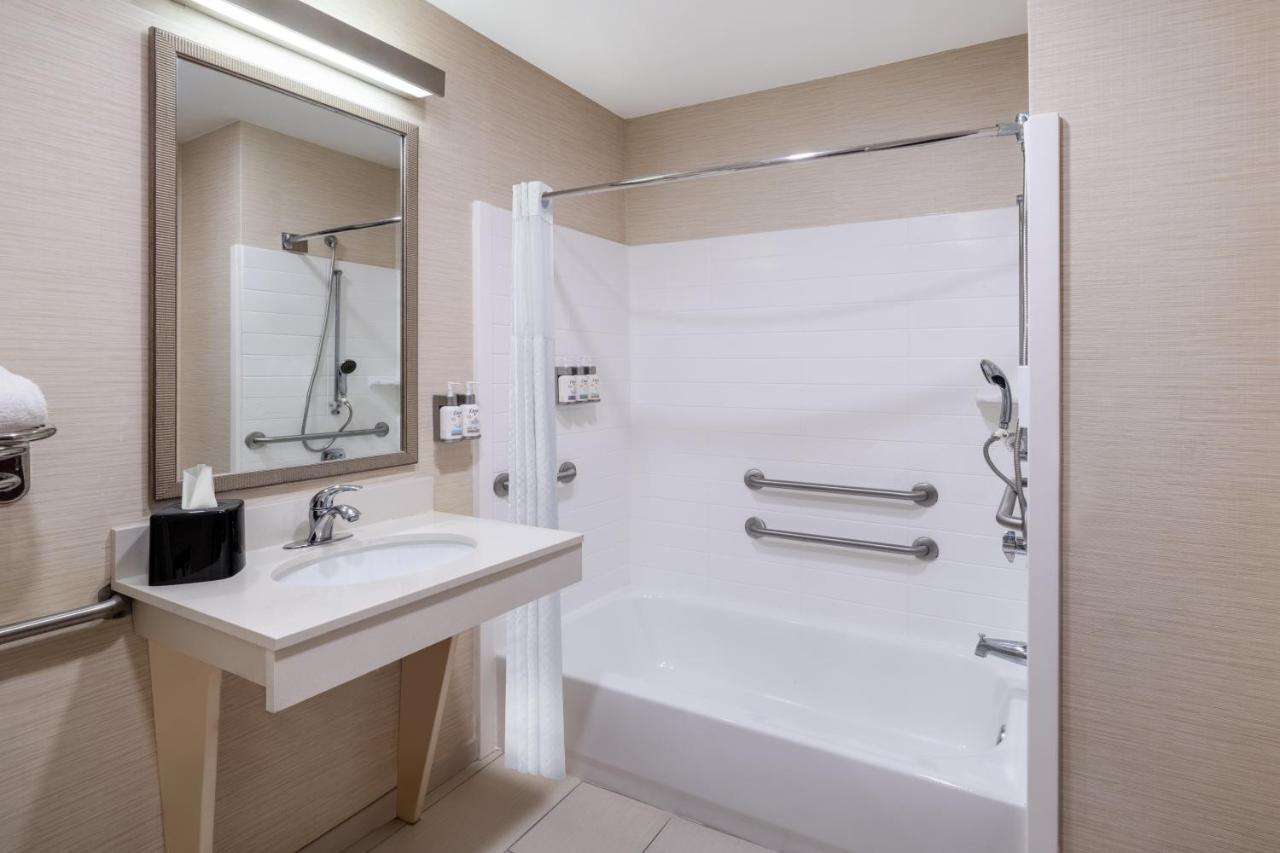 | Fairfield Inn Macon West