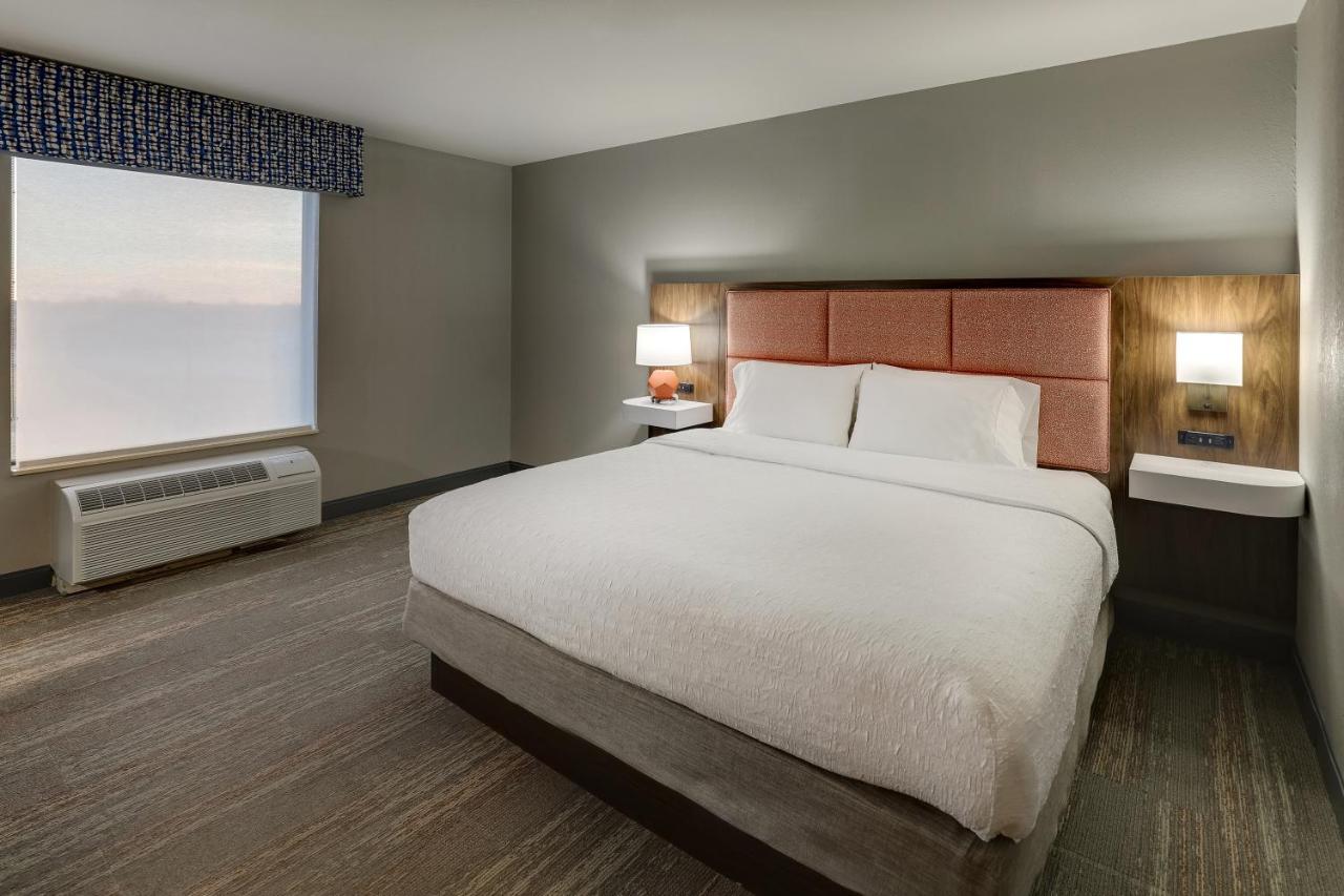  | Hampton Inn & Suites St. Louis - Edwardsville