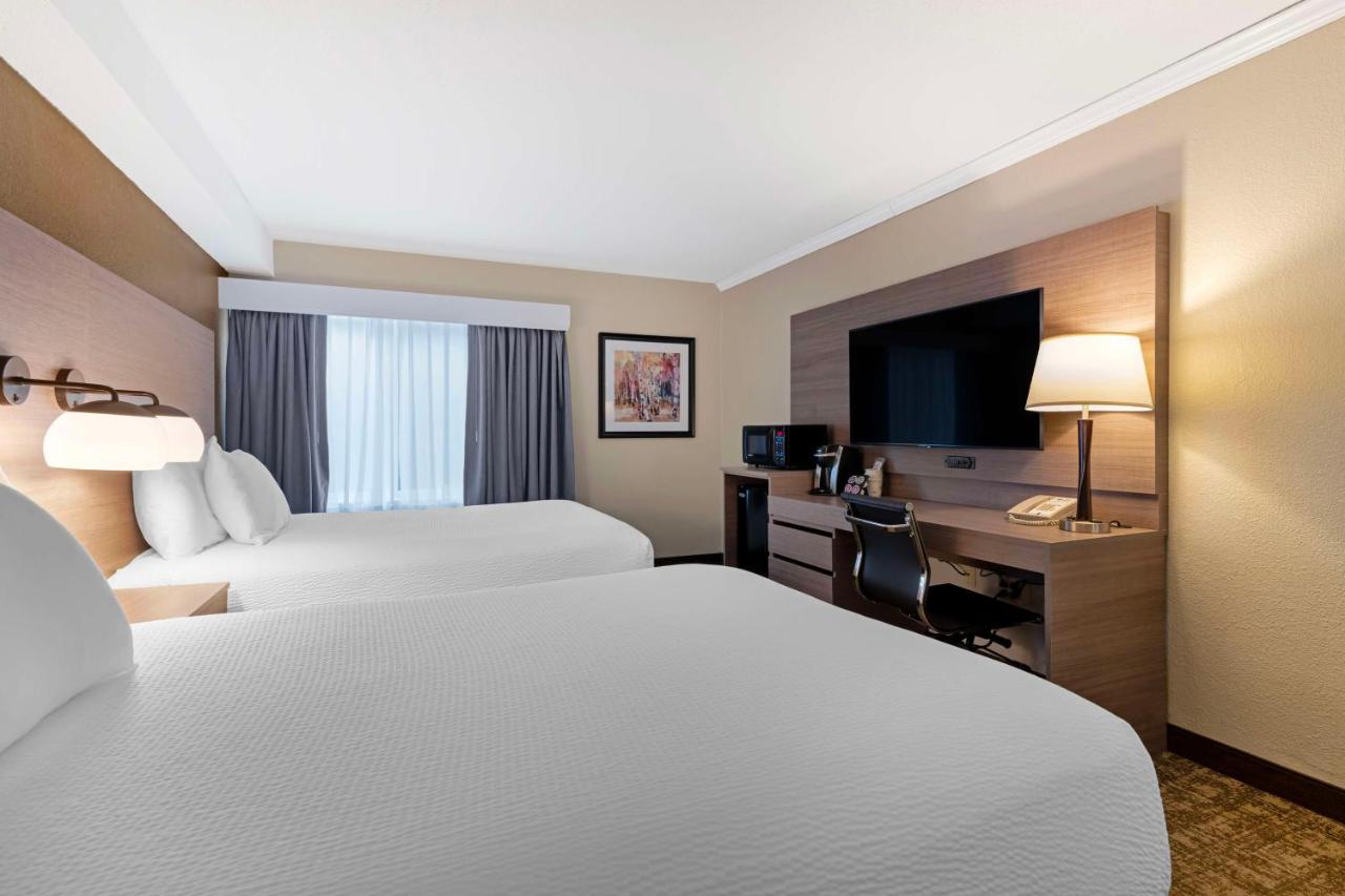 | Best Western Plus Windjammer Inn & Conference Center