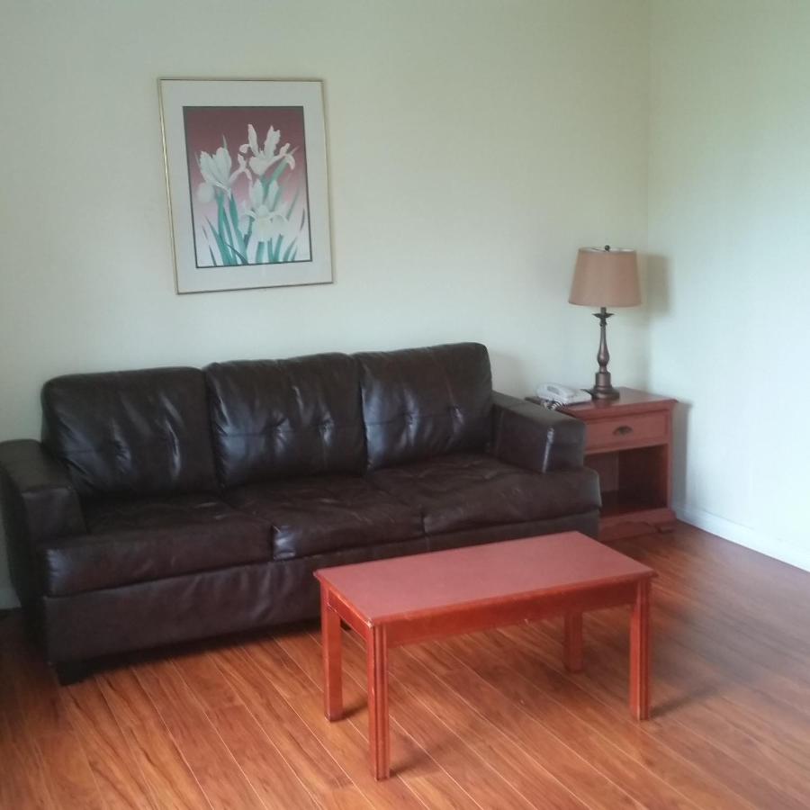 Deluxe King Suite at Days Inn by Wyndham Orange Anaheim