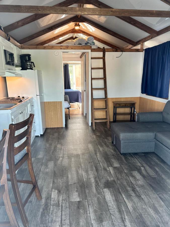  | Aqua Lodges At Hurricane Hole Marina