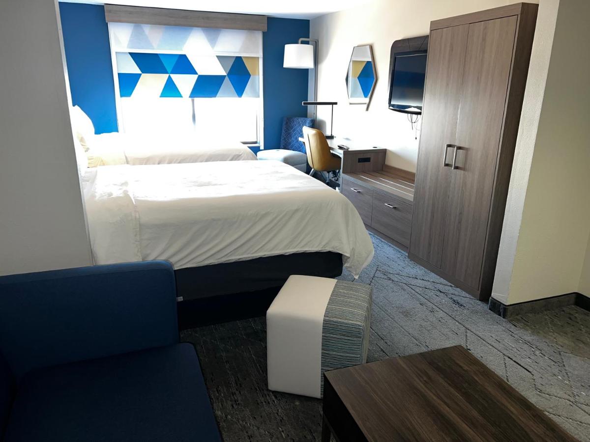 Queen Suite with Sofa Bed - Non-Smoking at Holiday Inn Express Hotel & Suites Enid - Highway 412 by IHG