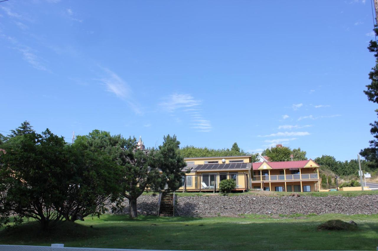 | Port Townsend Inn