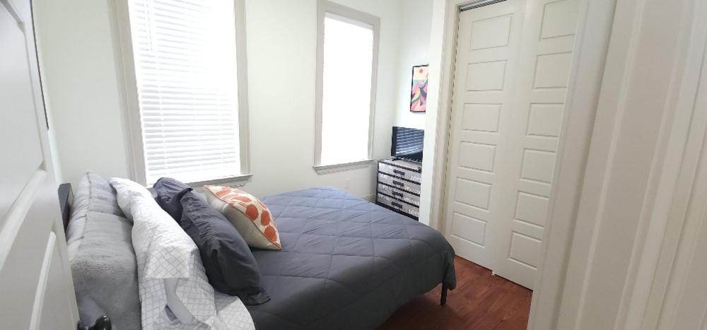 | La Belle Cottage II 2queenbeds 10min to French Qtr