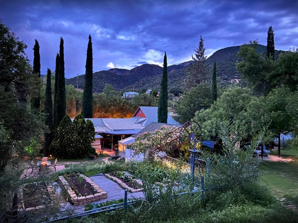 | Mile High Ranch