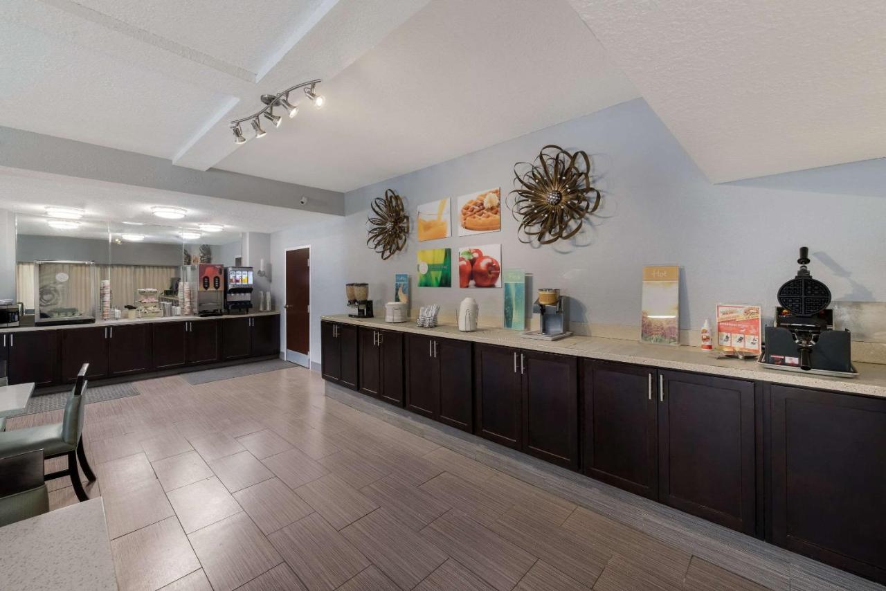 Double Room - Accessible/Non-Smoking at Quality Inn Orange Park Jacksonville
