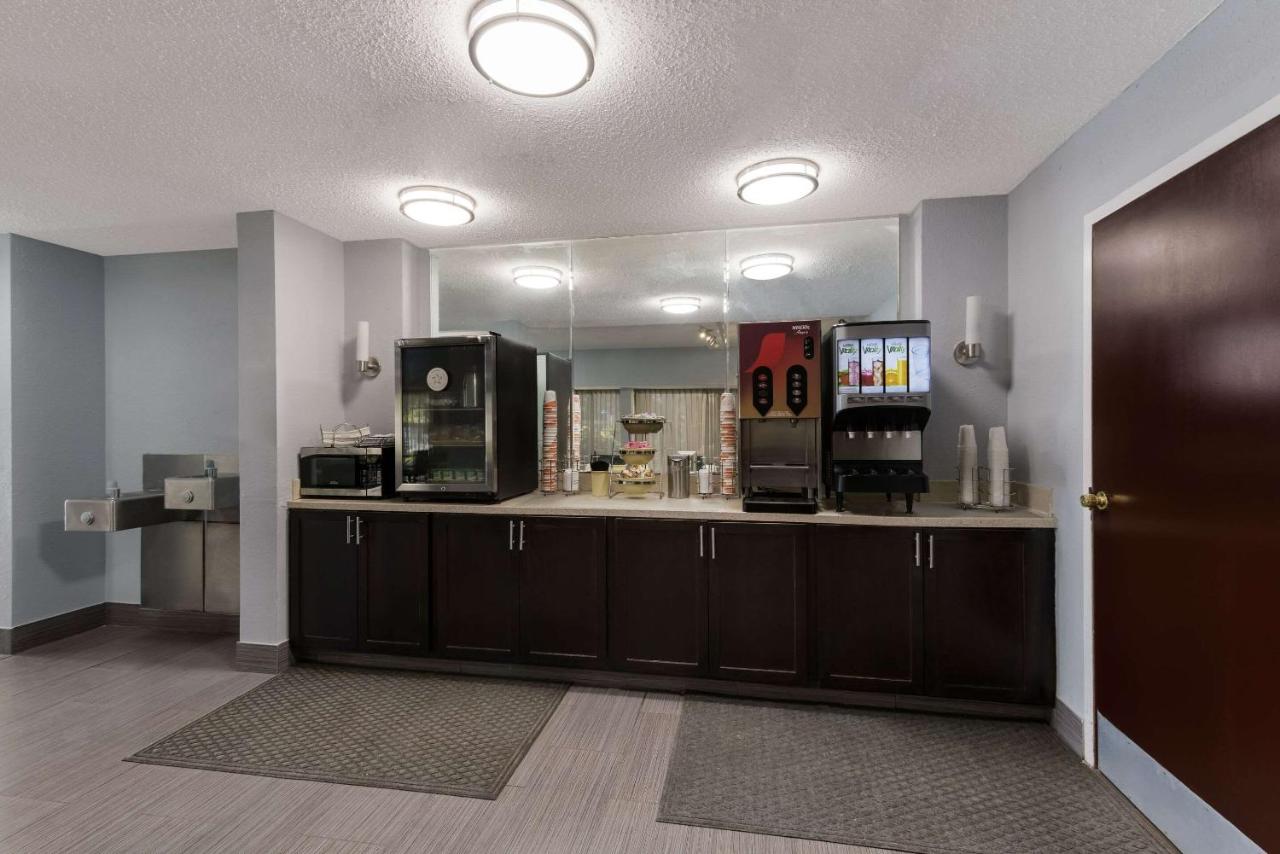 Double Room - Non-Smoking at Quality Inn Orange Park Jacksonville