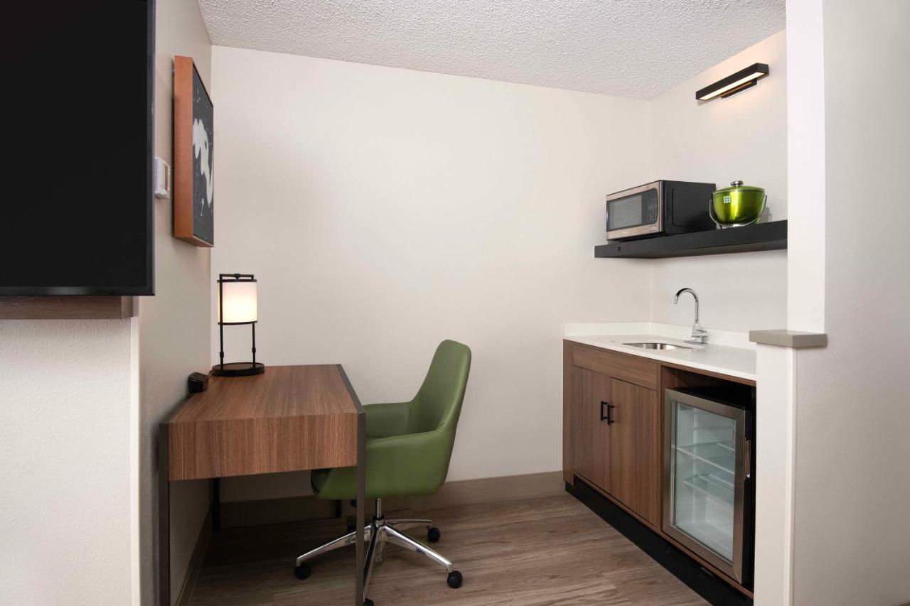 Double Room with Sofa Bed - High Floor at Hyatt Place Denver South/Park Meadows