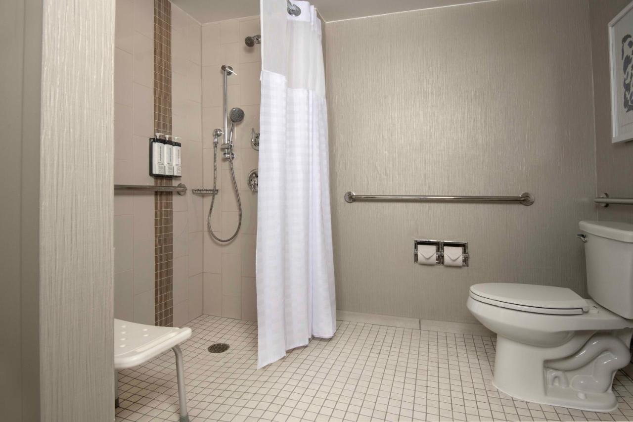 King Room - Disability Access at Hyatt Place Denver South/Park Meadows