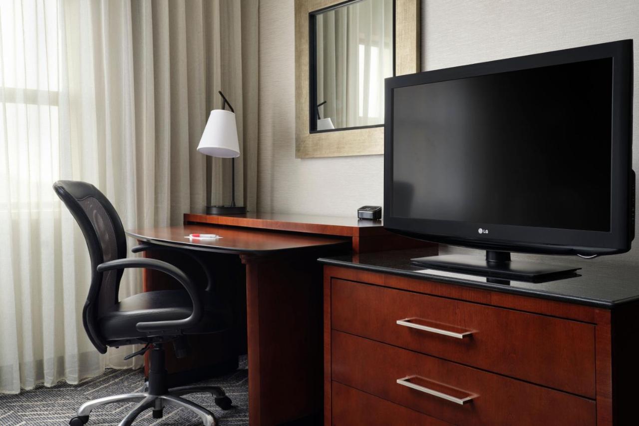 Executive One-Bedroom Suite at Minneapolis Marriott Northwest Hotel & Conference Center