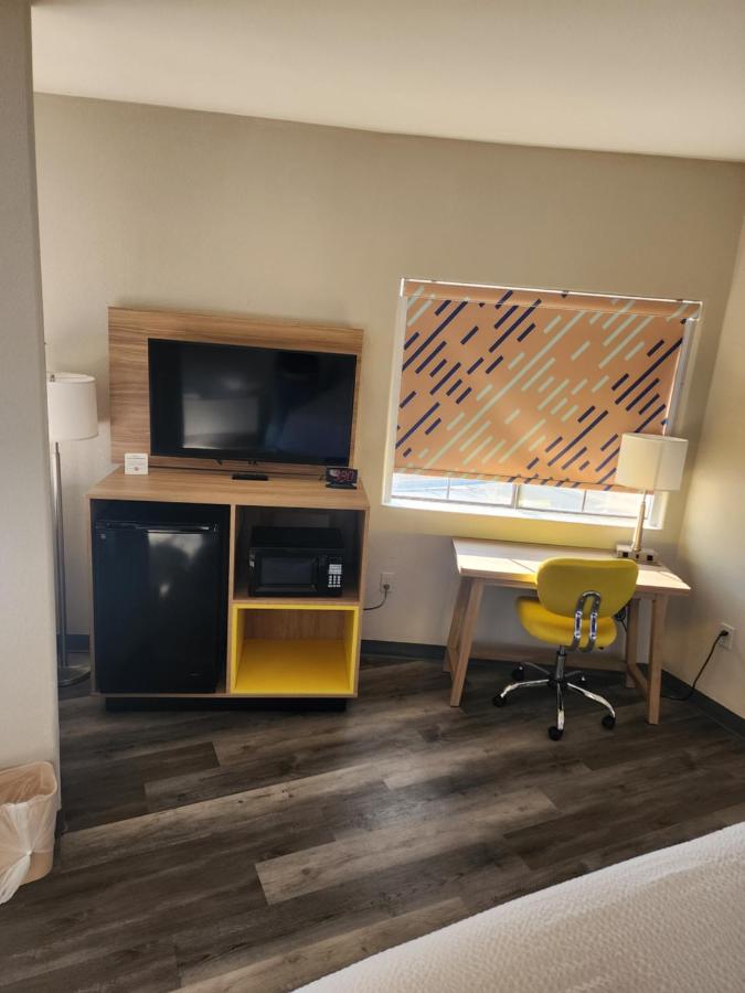 Room #42683035 at Days Inn & Suites by Wyndham Tucson/Marana