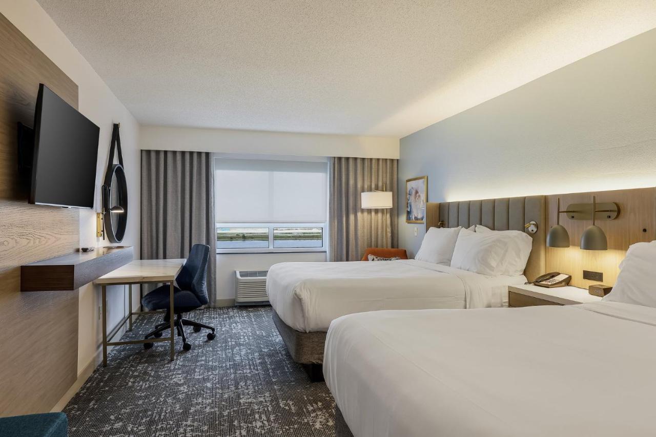 | Holiday Inn Fort Myers Airport-Town Center, an IHG Hotel