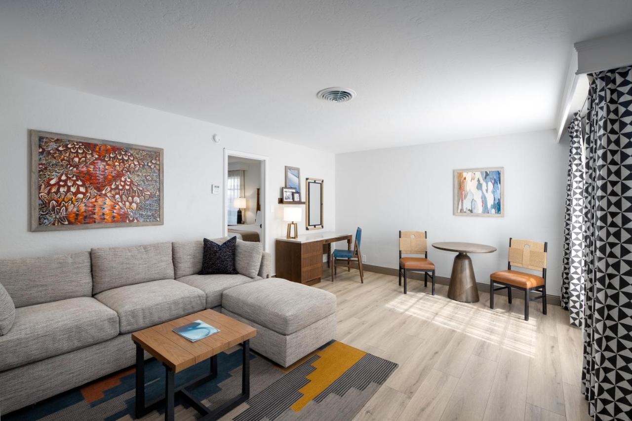Adobe Traditional King Suite at The Wigwam