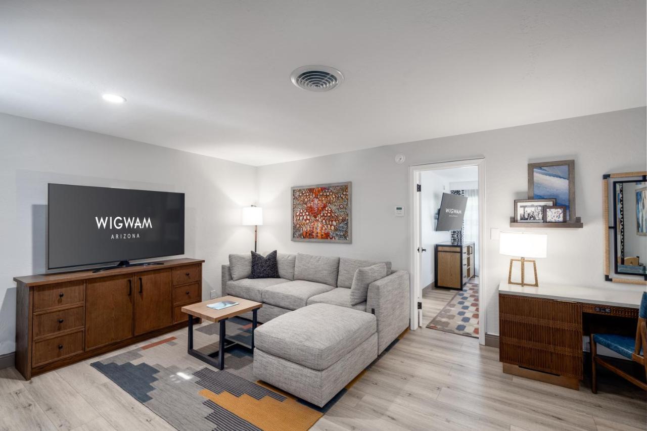 Adobe Traditional King Suite at The Wigwam