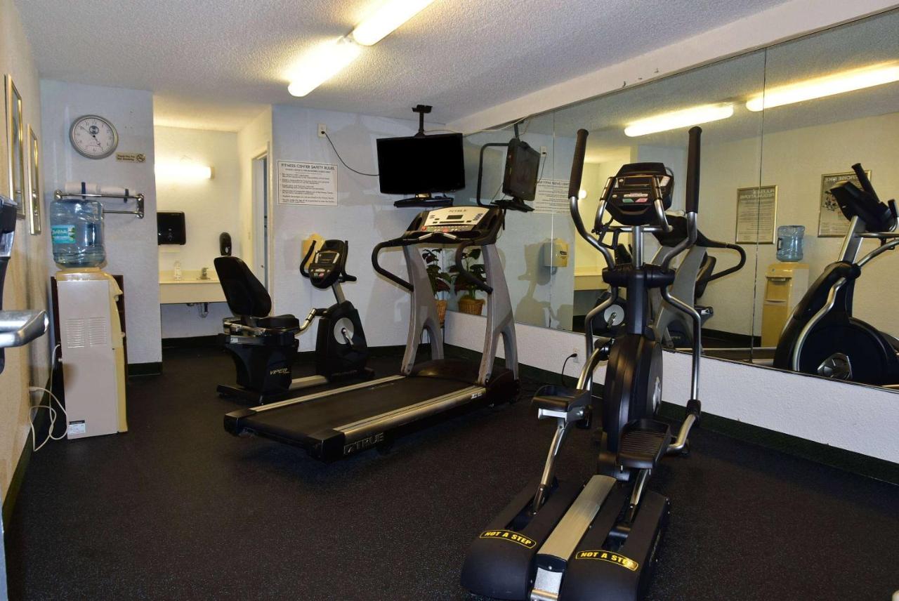 1 King Bed, Suite, Sofa Bed, Non-Smoking at Days Inn by Wyndham Stuart