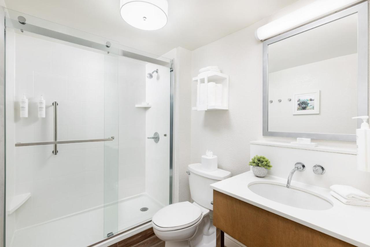 | Hampton Inn Long Island/Islandia