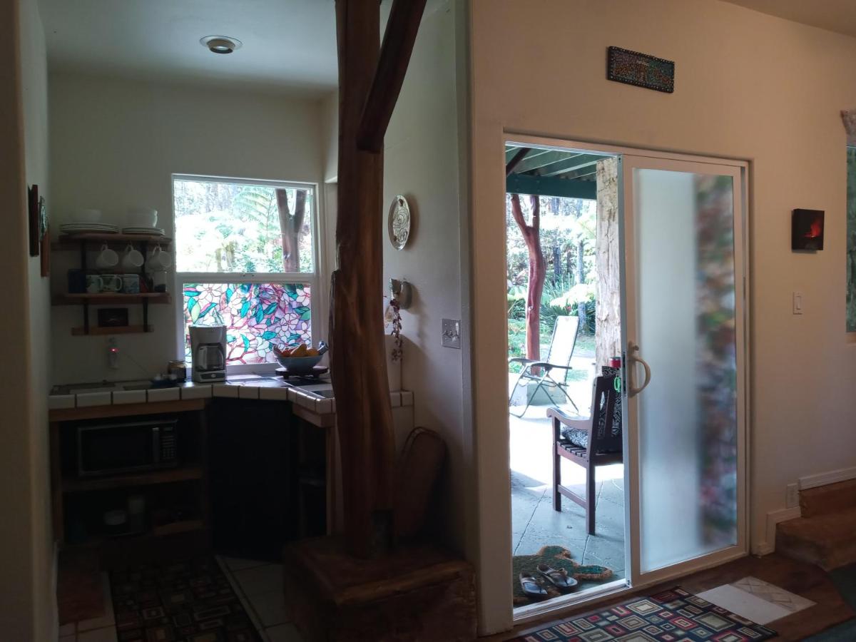 | Aloha Crater Lodge