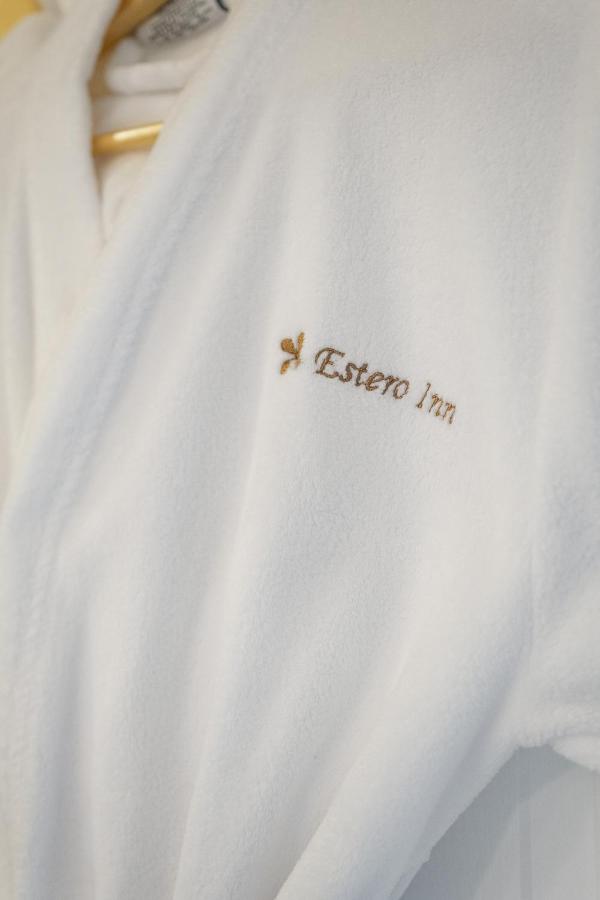 | Estero Inn