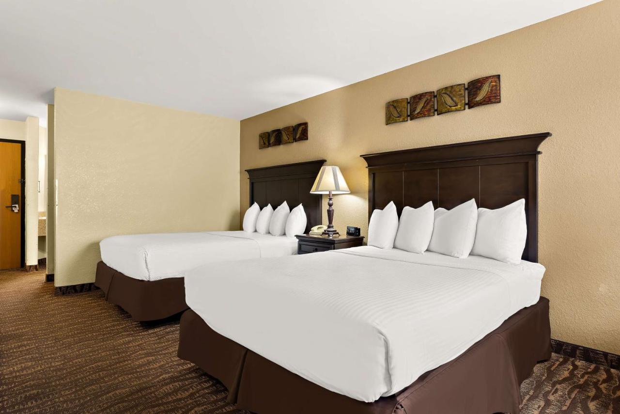 | Best Western Center Pointe Inn