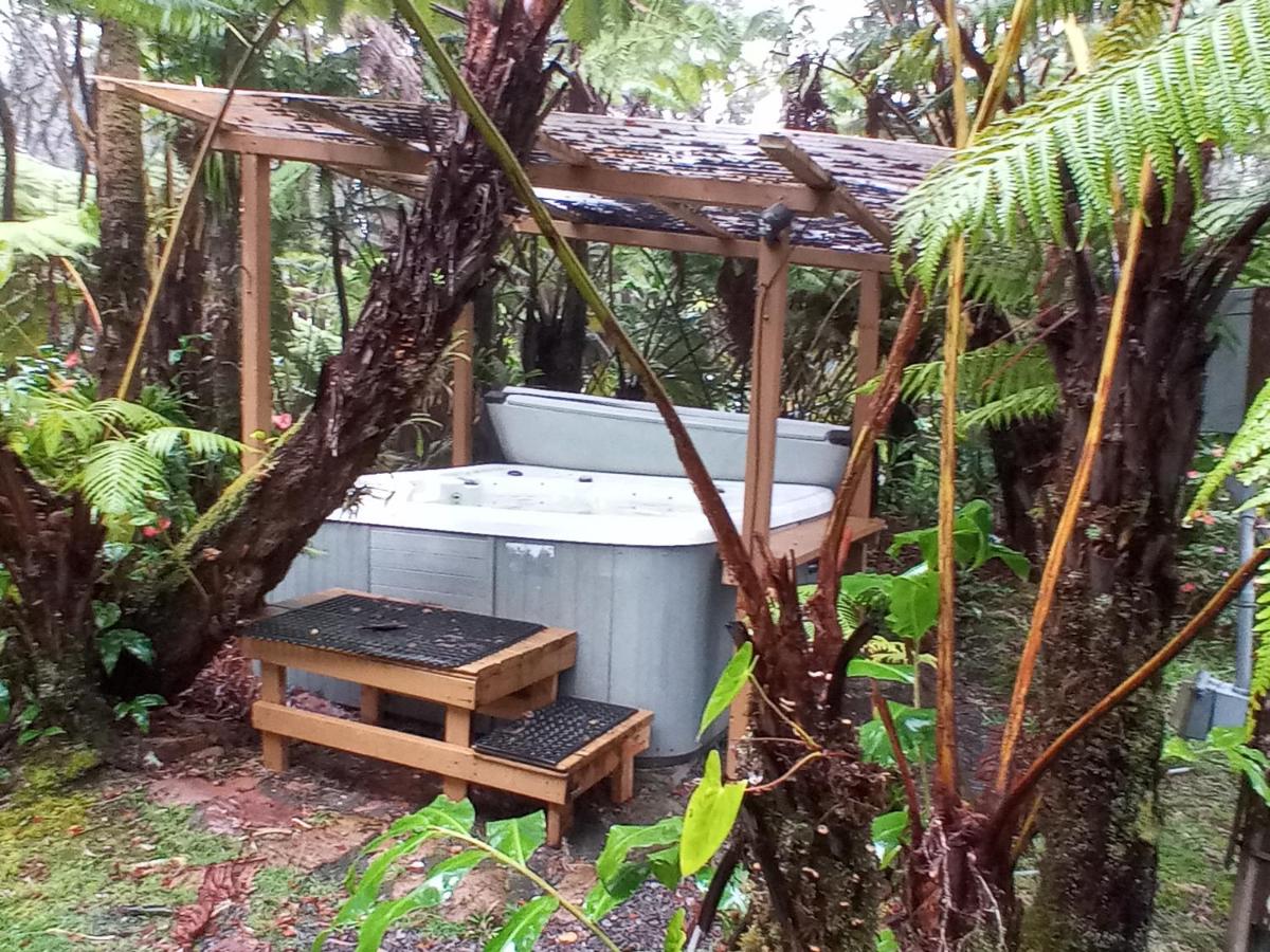 | Aloha Crater Lodge