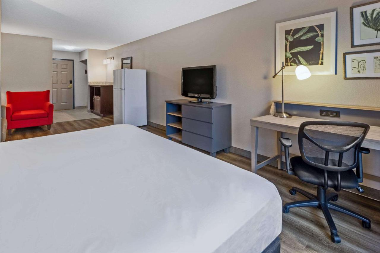 King Studio - Non-Smoking at Country Inn & Suites by Radisson, Salisbury, MD