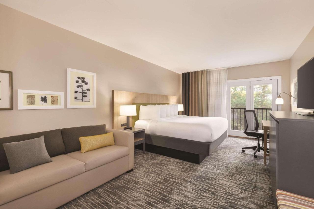 | Country Inn & Suites by Radisson, Sevierville Kodak, TN