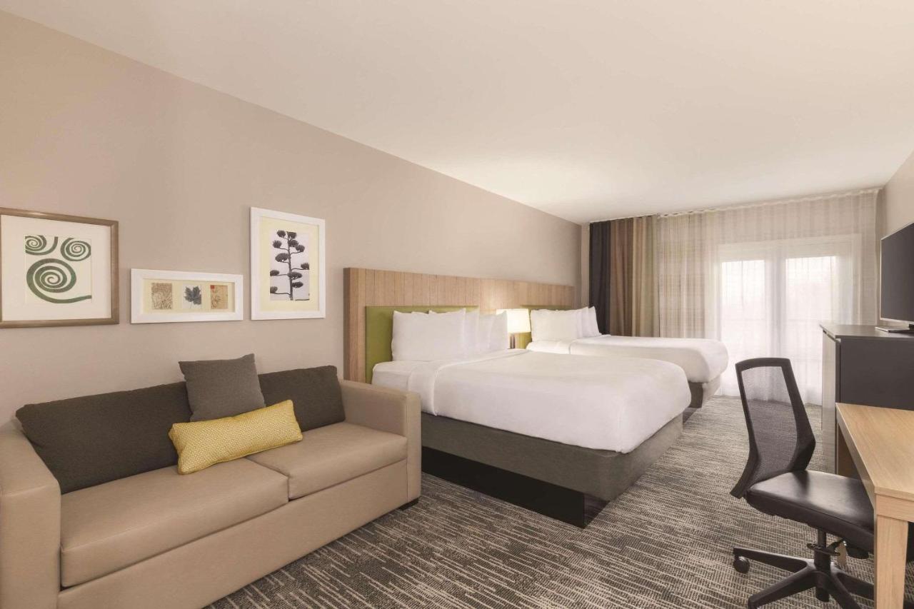 | Country Inn & Suites by Radisson, Sevierville Kodak, TN
