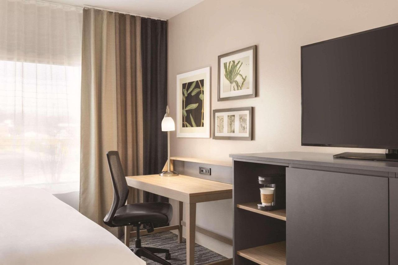  | Country Inn & Suites by Radisson, Sevierville Kodak, TN