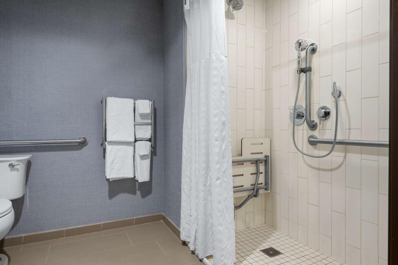 King Room - Disability Access at Hyatt Place Iowa City Downtown