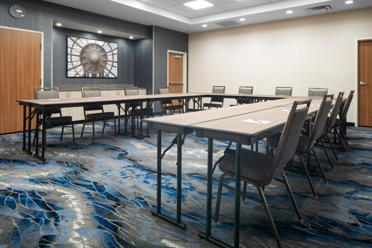 | Fairfield by Marriott Inn & Suites Ashtabula