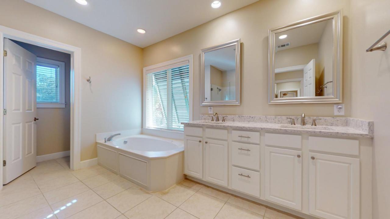  | 8138 Wendover Dunes