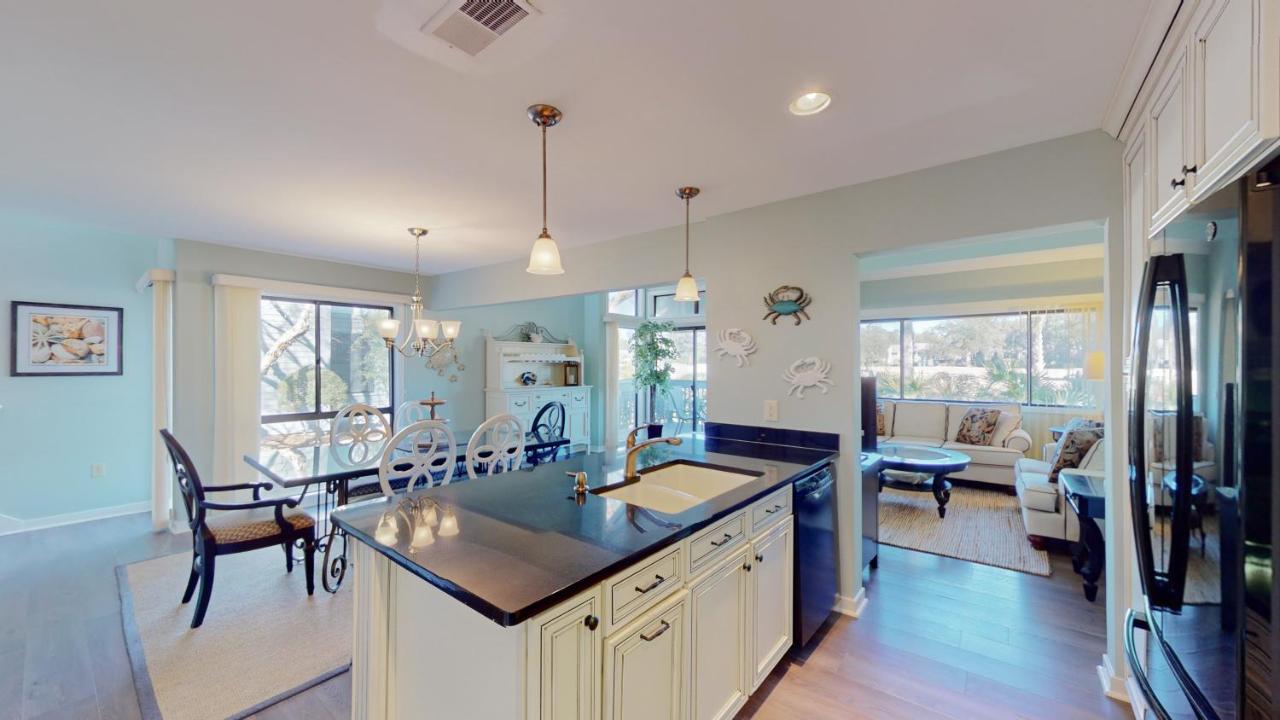 | 280 Turnberry Village