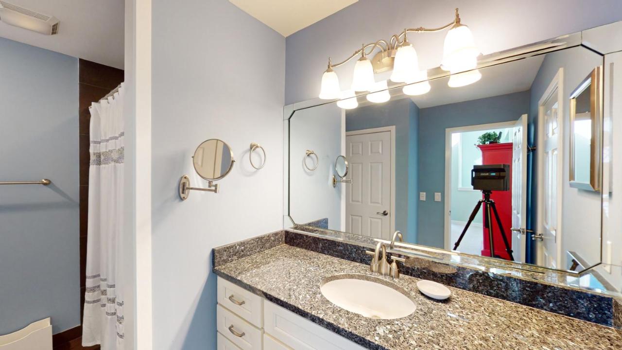 | 280 Turnberry Village