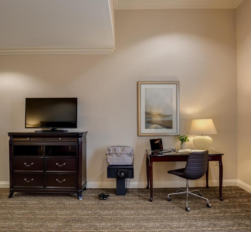 King Studio Suite - Disability Access at Ayres Hotel Fountain Valley - Huntington Beach