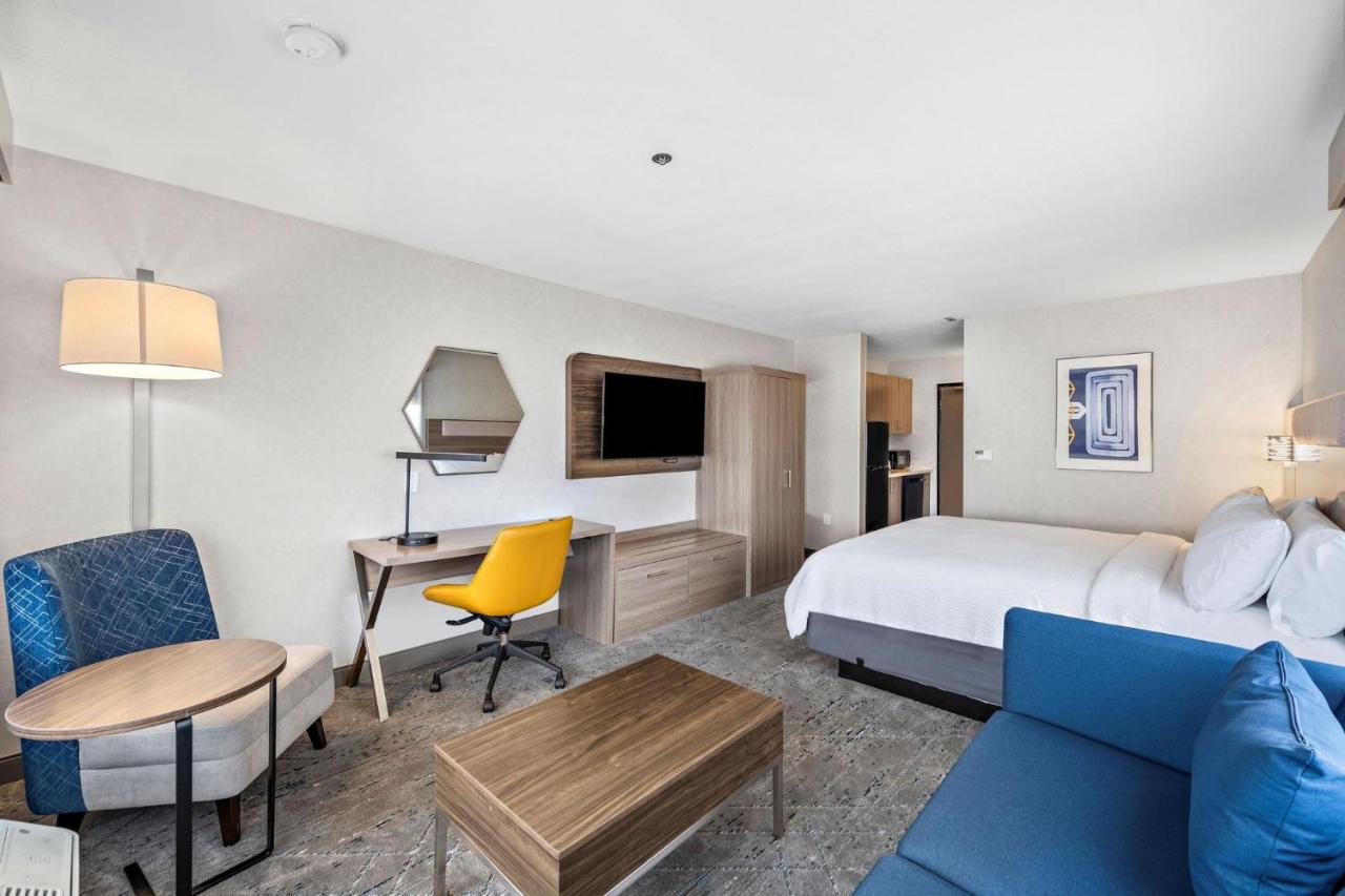| Holiday Inn Express La Mesa Near SDSU, an IHG Hotel