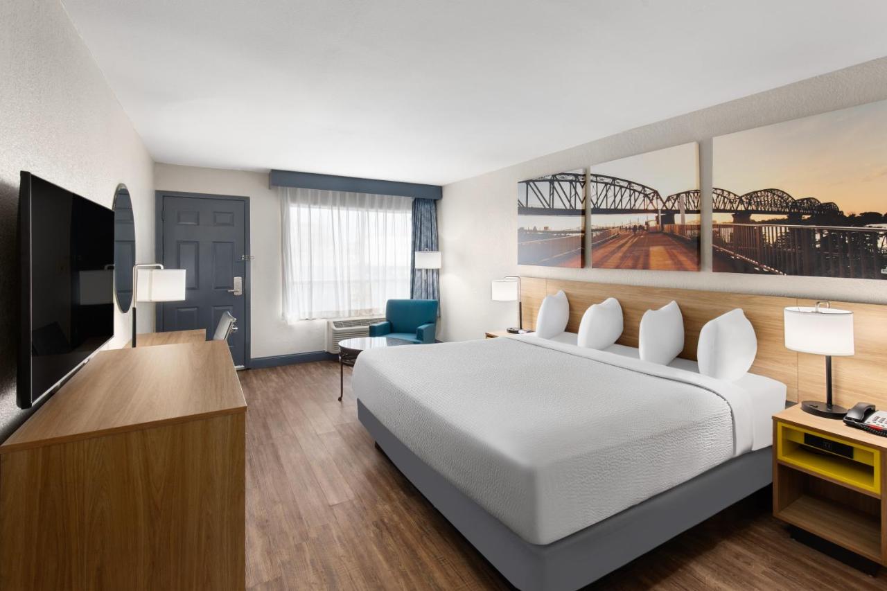 | Days Inn by Wyndham Carlisle