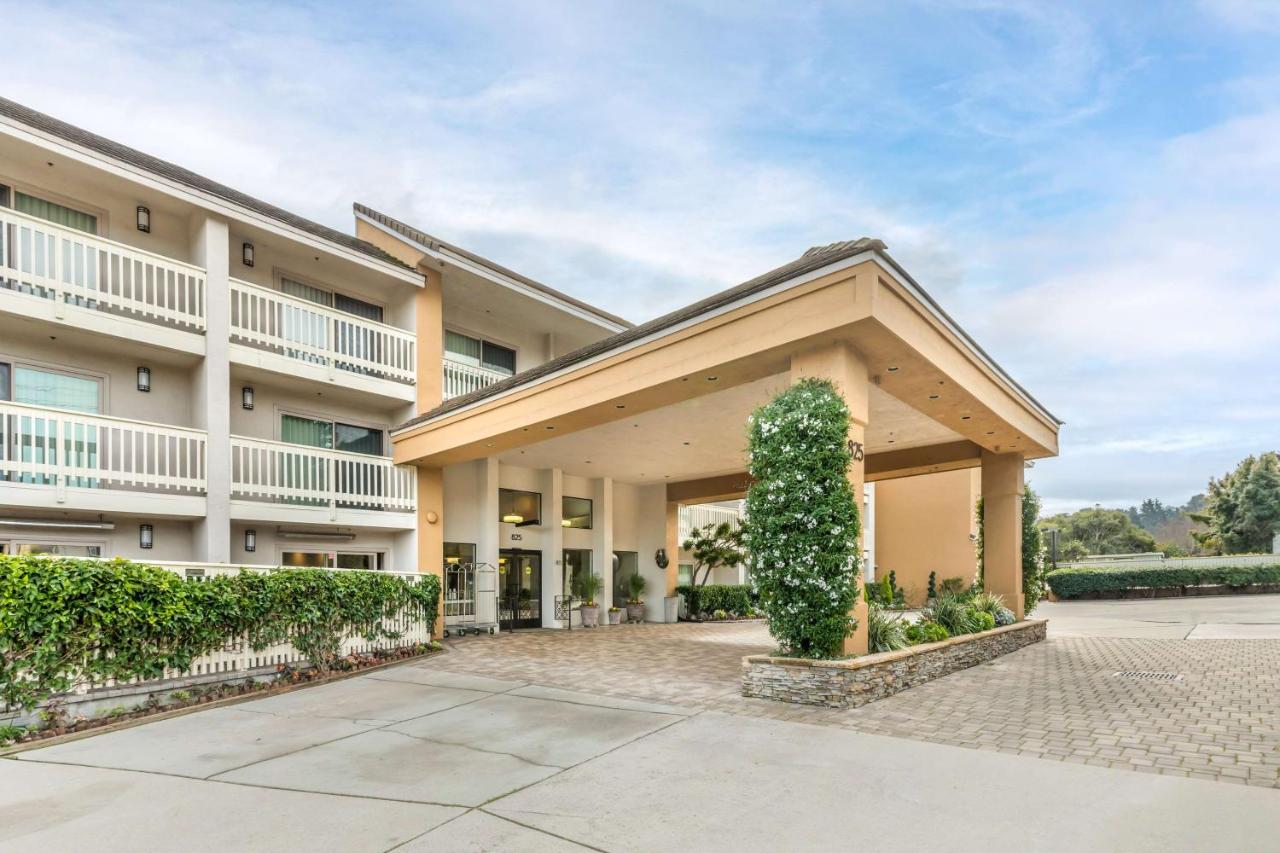 | Best Western Plus Monterey Inn
