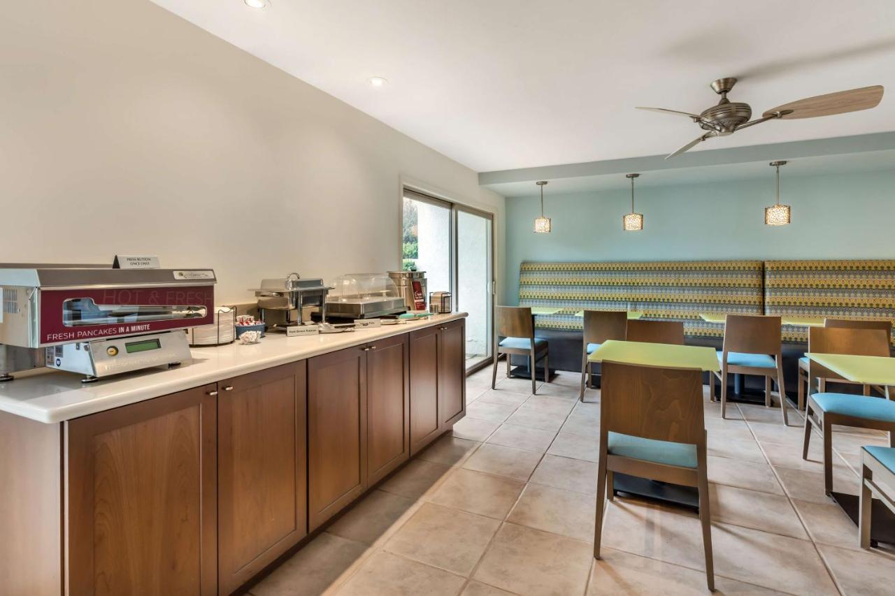 | Best Western Plus Monterey Inn