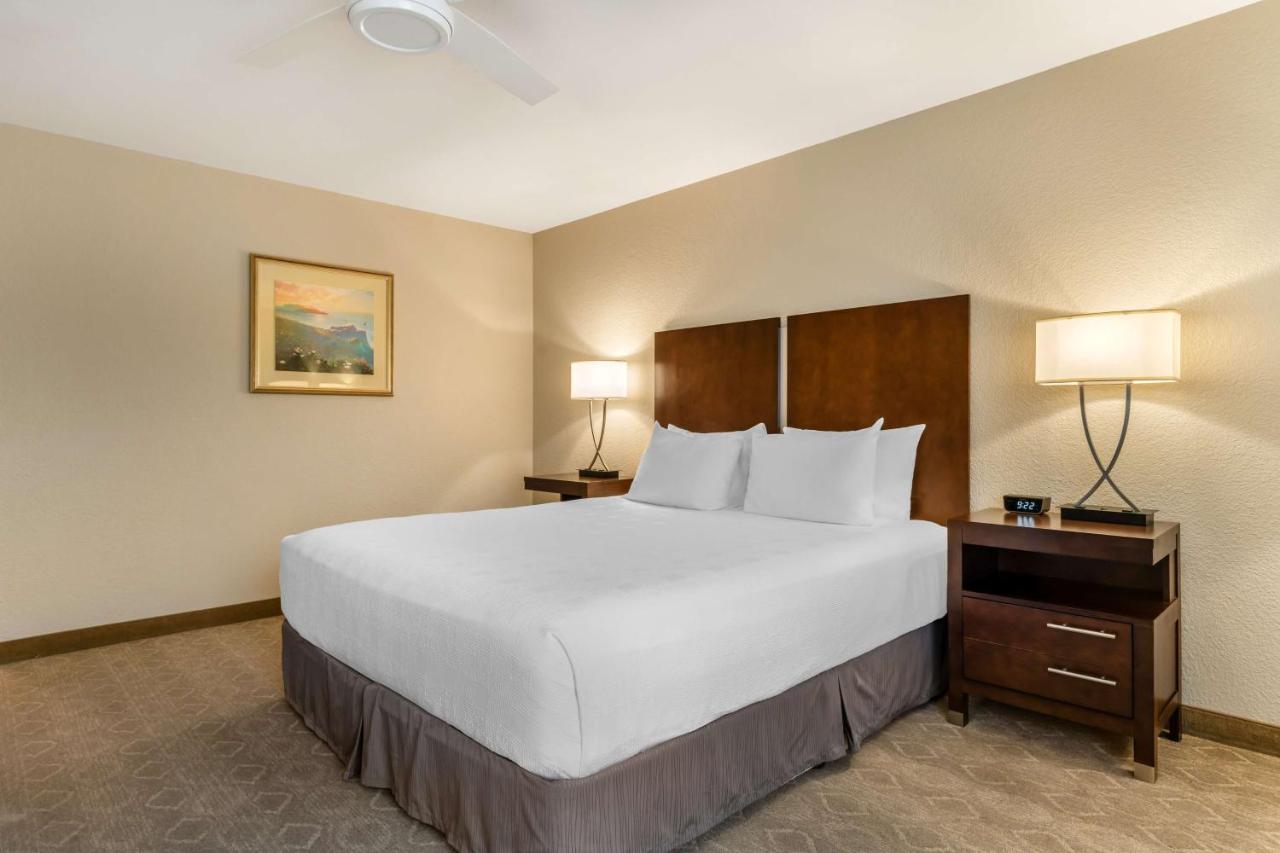 King Room - Non-Smoking at Best Western Plus Monterey Inn