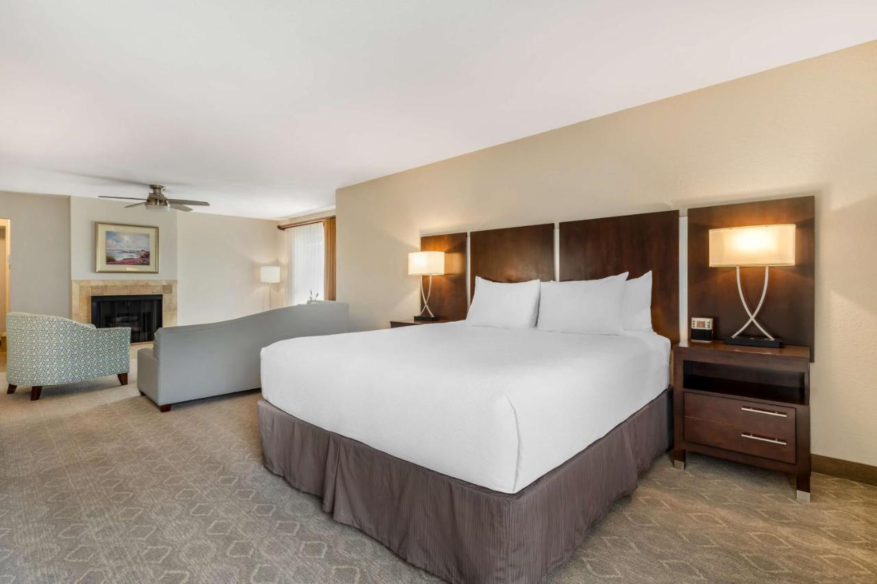 | Best Western Plus Monterey Inn