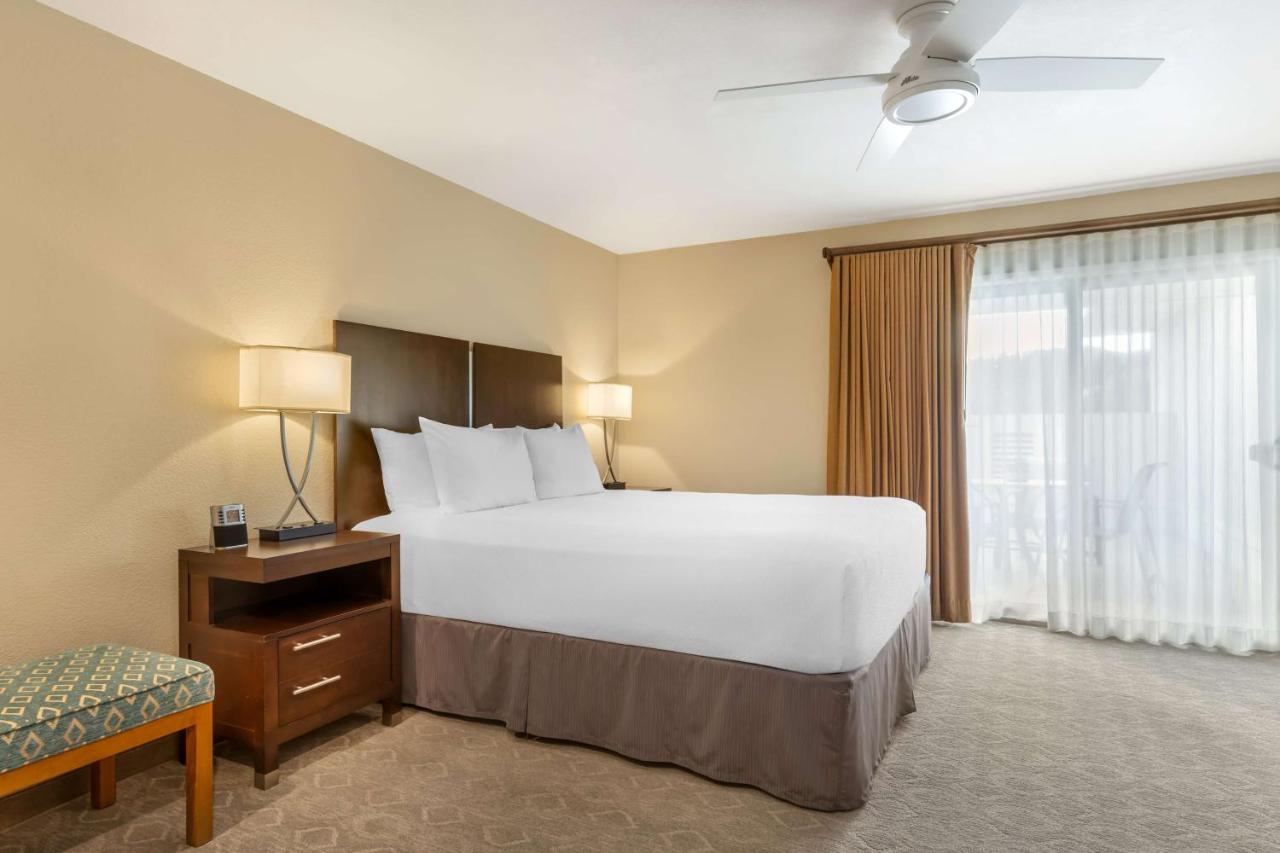 | Best Western Plus Monterey Inn