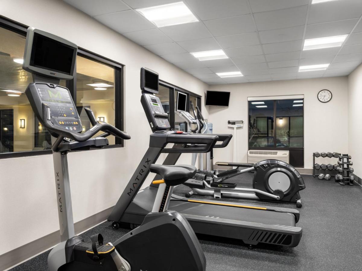  | Holiday Inn Express Meadville (I-79 Exit 147a), an IHG Hotel