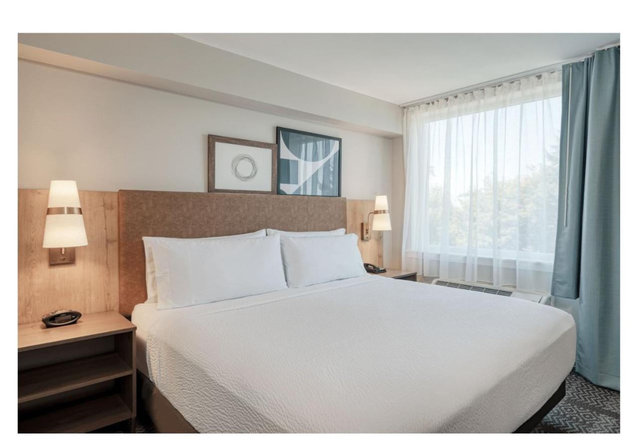 | Evergreen Suites Federal Way