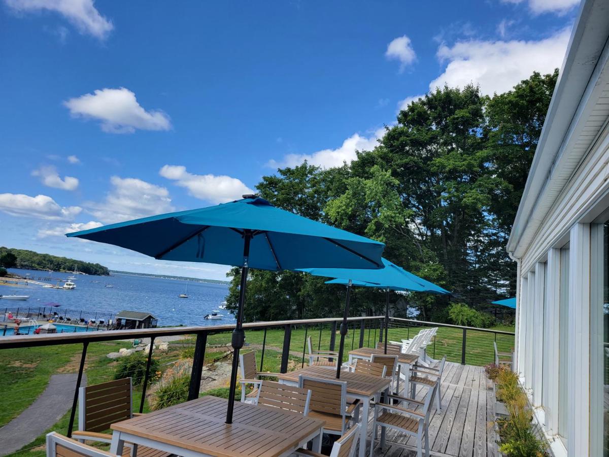 | Smuggler's Cove Inn